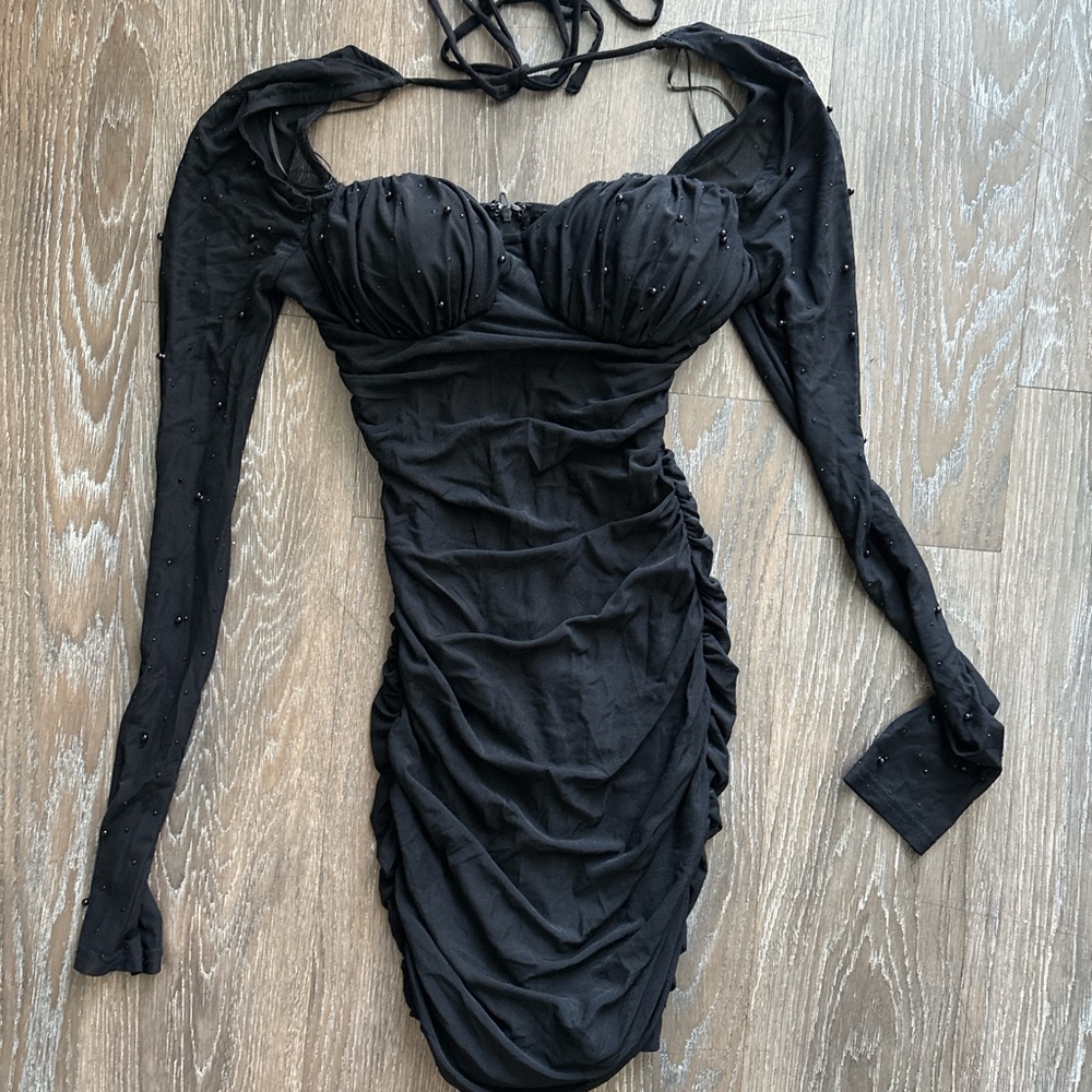 Elegant Black Long-Sleeve Dress